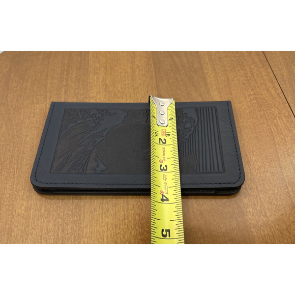 Oberon Checkbook Cover Embossed Blue Leather With Divider Flap New - Picture 8 of 8